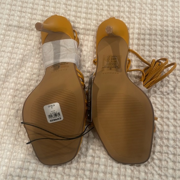 New lace up heels - Picture 2 of 6